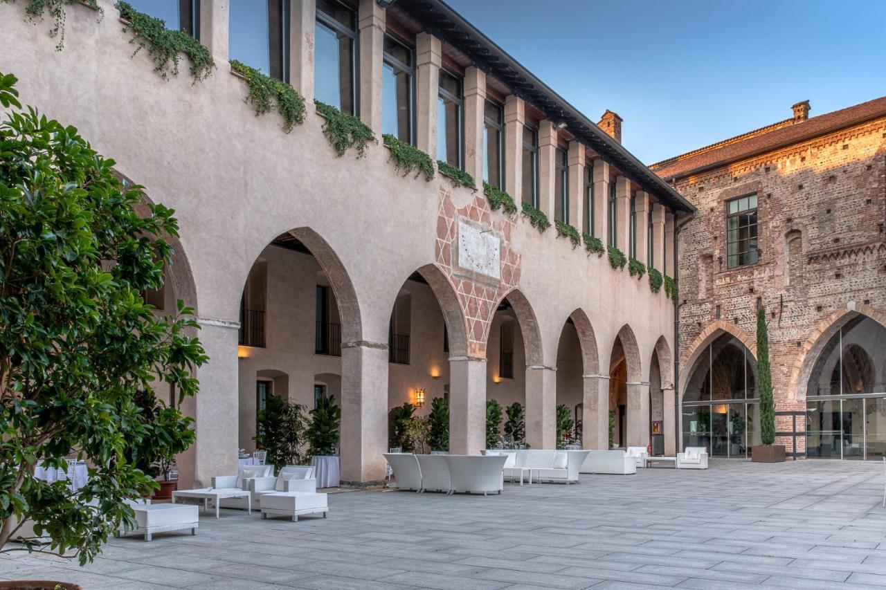 Hotel Castello Visconteo Cassano dʼAdda Exterior foto